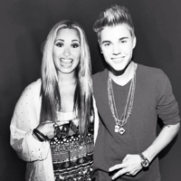 Gerçek Lovatic Ve Belieber 
