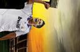 Hangi  Futbolcu  Sensin  Bakallımmı