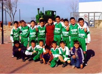 Yenikonaktaki Hangi Futbolcuya Benziyorsun?