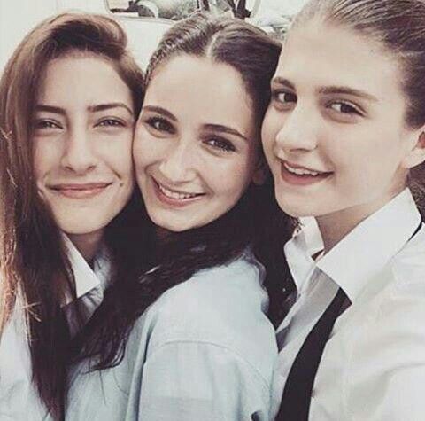 Hangi Kırgın Çiçekler Ünlüsüsün?