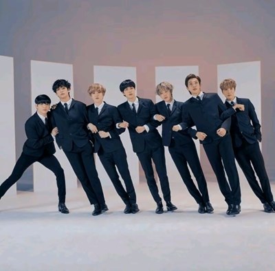 Kamu sama seperti siapa di Bangtan? 