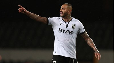 Hangi Futbol Mevkisin De Oynarsın?