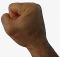 Beyzaaliyazıcıoğlunukafasınıkırmakisteyen