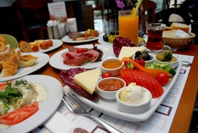Breakfast Or No Breakfast 