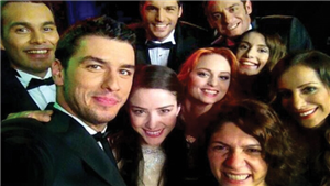 Kiraz Mevsimi Hangi Oyuncusun