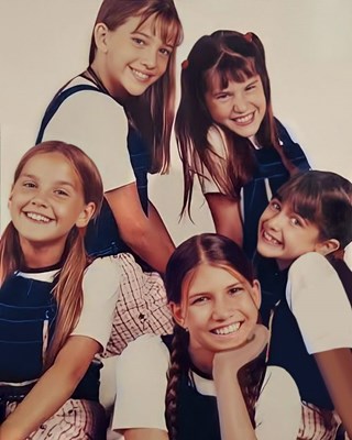 Que niña serias de chiquitas 2000