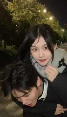 Apa cinta kamu sama dia setiaa?? 