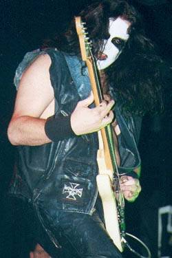 Hangi Black Metal Gitaristine Yakınsınız ?