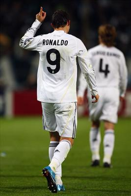 Cristiano Ronaldo Mu Lionel Messi Mi??
