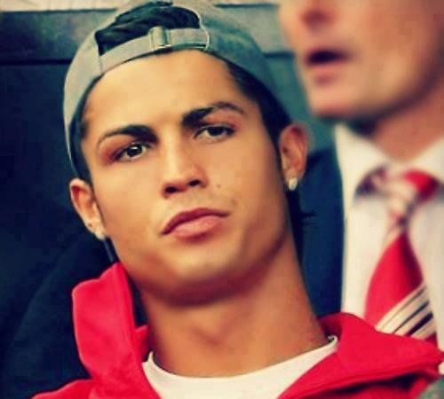 Hangi Futbolcusun