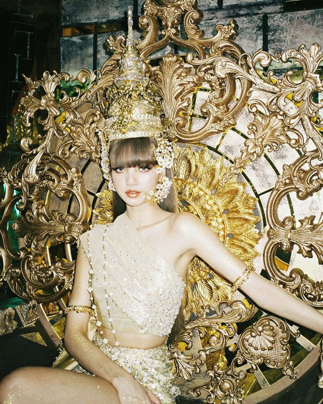 🦆💚💛Queen Lisa💛💚🦆