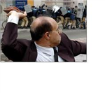 Trình Độ Ném Gạch