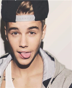 J'beyza Biebs