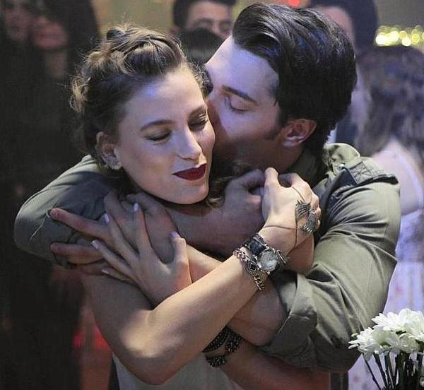Medcezir De Kimsin