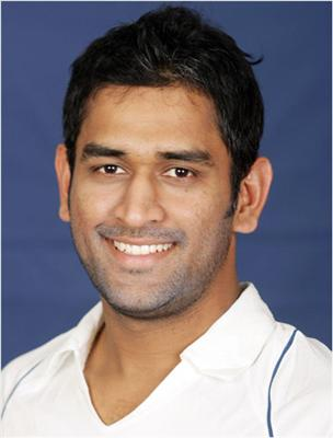 Dhoni Vs Yuvraj