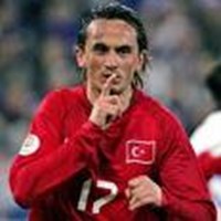 Hangi Futbolcu...!