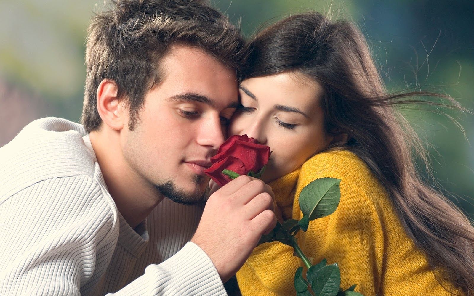 Tu Amigo Te Quiere O Te Ama?????