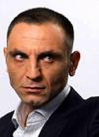 Hangi Ünlüsün?
