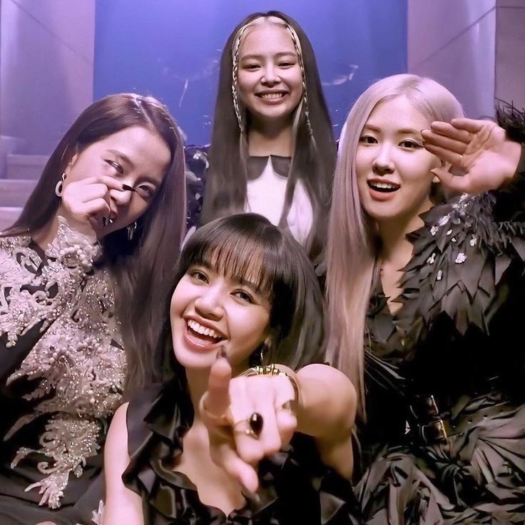 Hangi Blackpink Üyesi Tarafından Yazıldın?