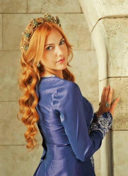 Hangi Hürremsin