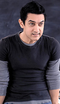 Who Is The Most Favorite Actor In Bollywood?!!