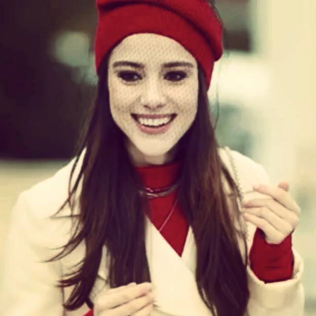 Özge Gürel 