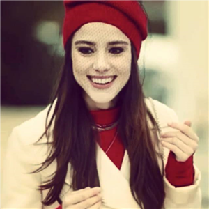 Özge Gürel 