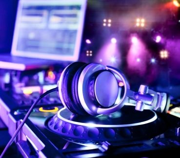 ¿Con Cual Dj Te Identificas?
