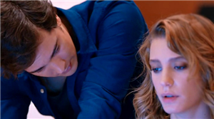 Medcezir De Kimsin ?