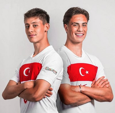 Hangi futbolcu gibi futbol oynaya bilirsin