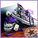 Ugg Mu? Converse Mi?