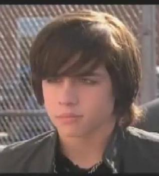 What Degrassi Guy Is Rite 4 U